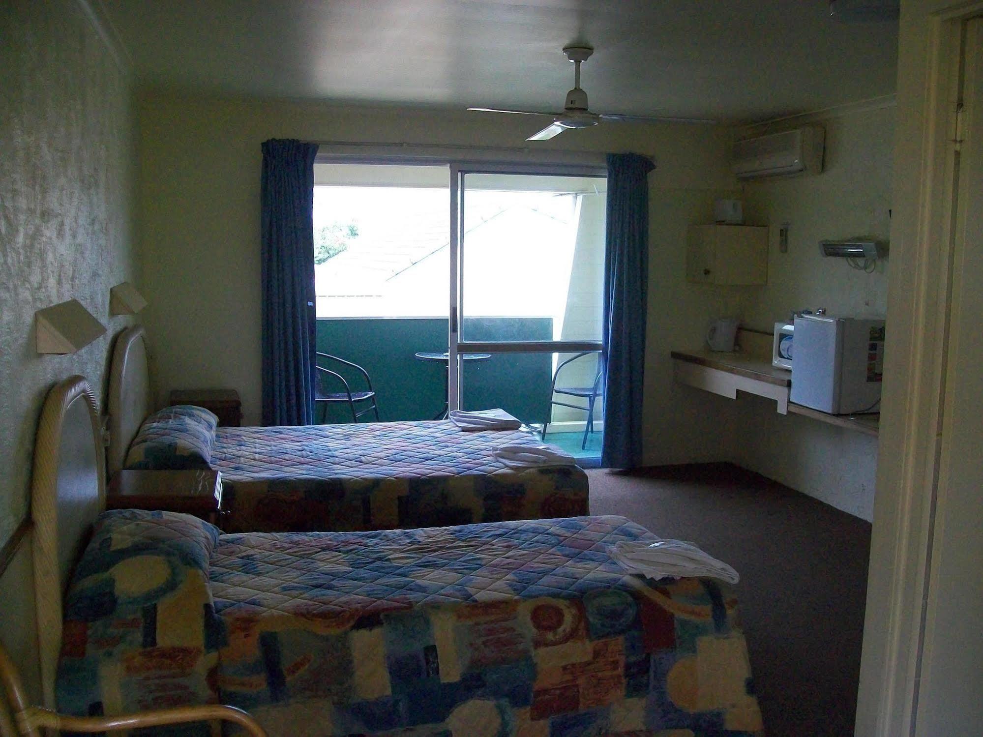 Sun Plaza Motel - Mackay Ngoại thất bức ảnh