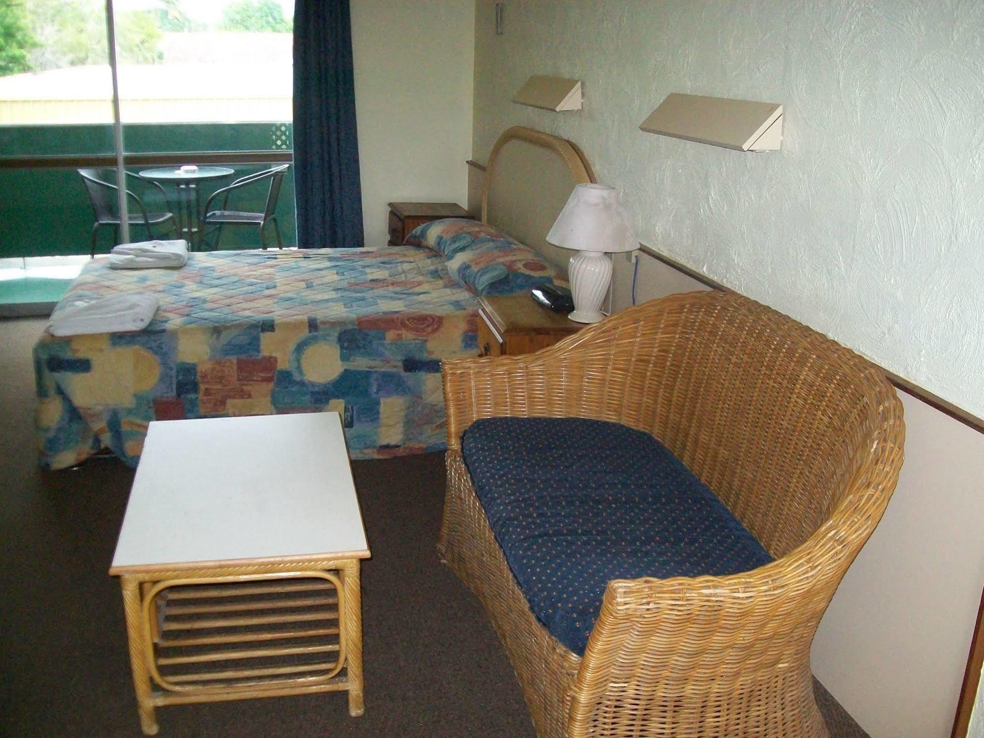 Sun Plaza Motel - Mackay Ngoại thất bức ảnh