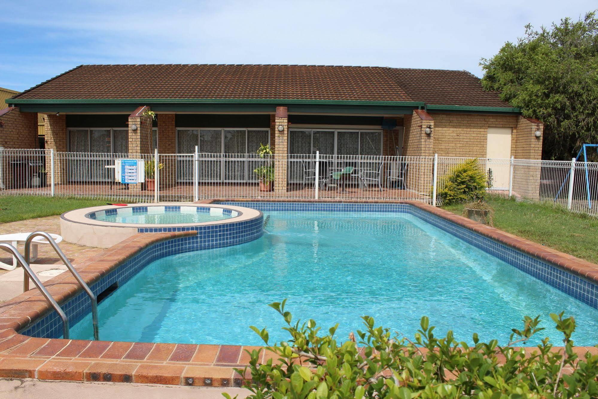 Sun Plaza Motel - Mackay Ngoại thất bức ảnh